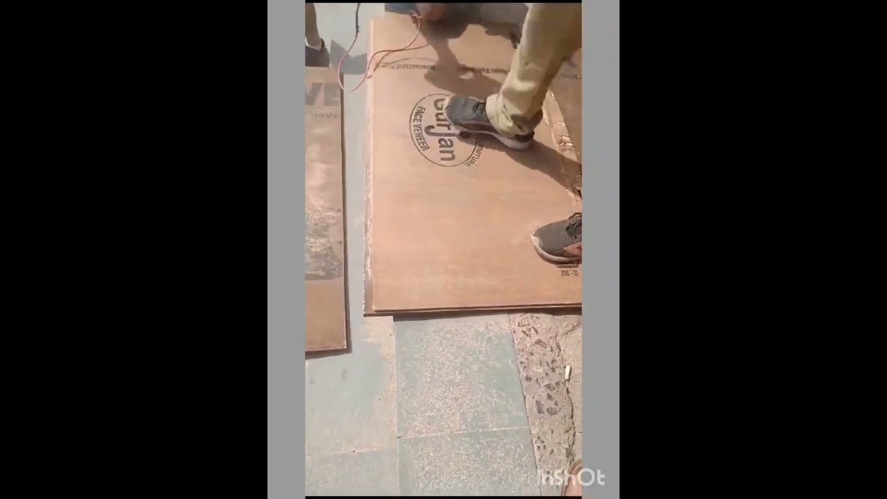 VEER-BWR PLYWOOD 18MM
