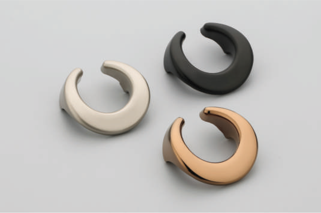 F-1639 Crescent Ring Knob