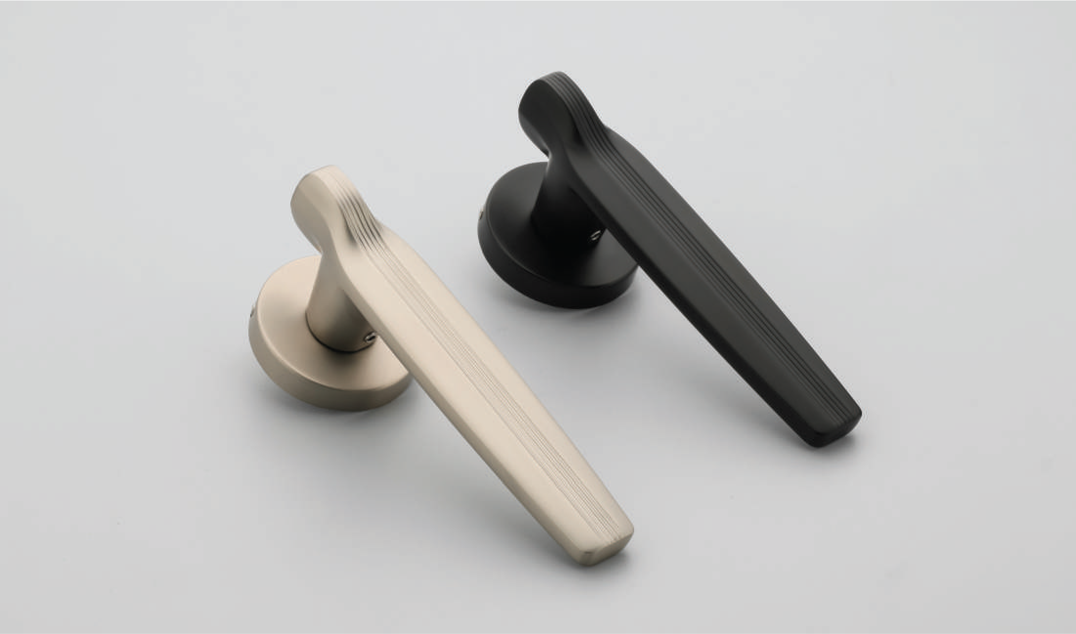 LILLE Lever Door Handle - SS Matt, Black Matt